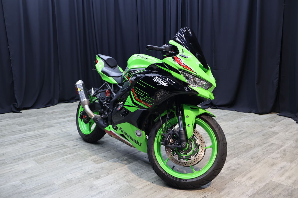 New 2024 Kawasaki Ninja® ZX™-14R 40th Anniversary Edition