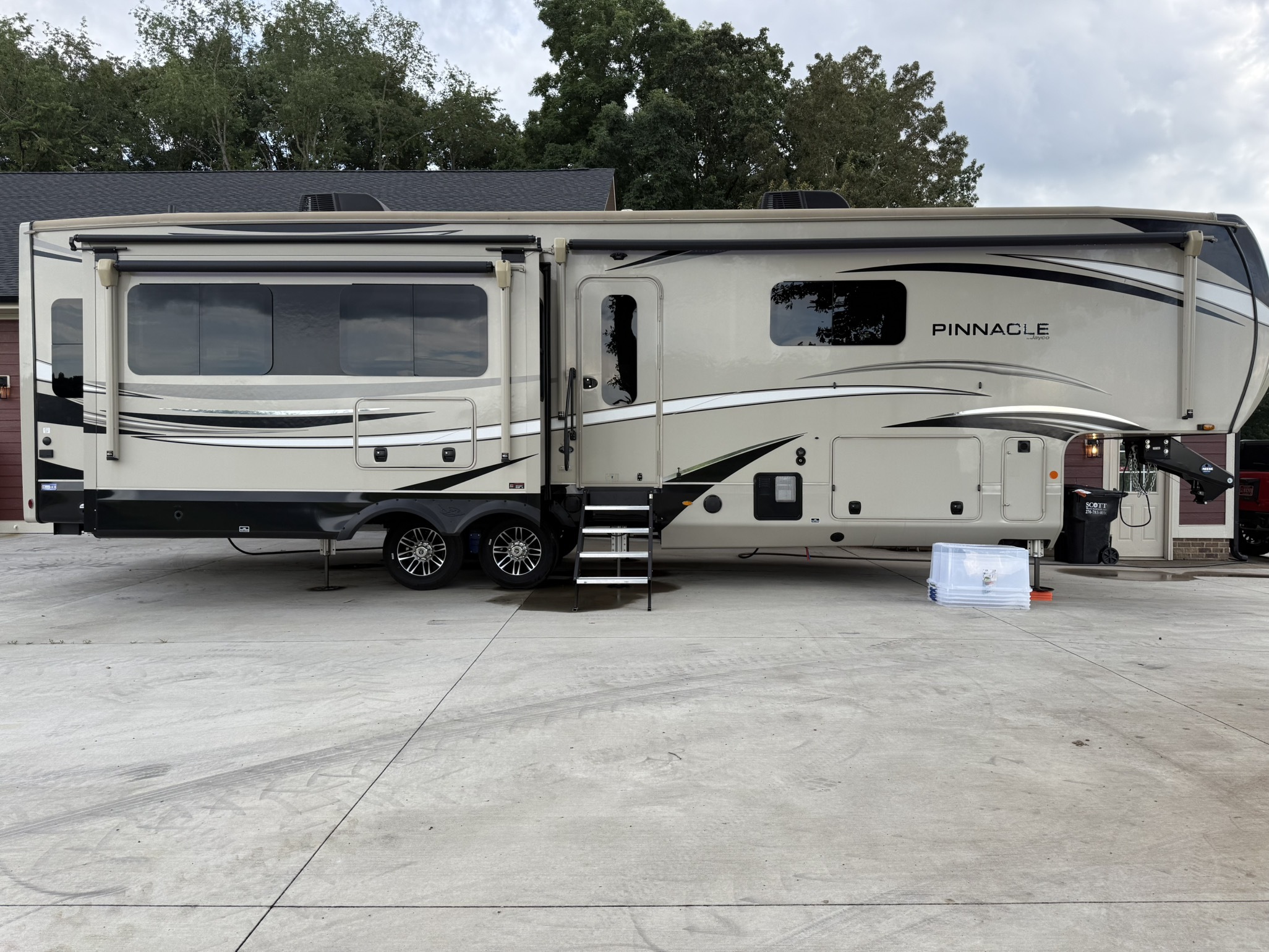Used Jayco Pinnacle 36FBTS RVs For Sale - RV Trader