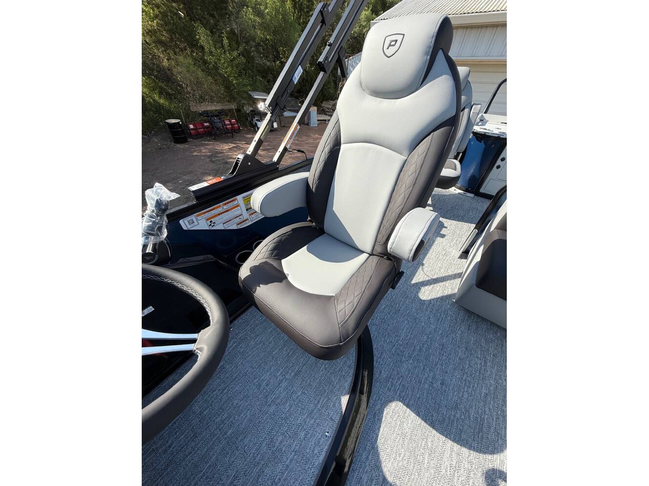 A photo of this 2026 Premier 230 SUNSATION Angler 4pt