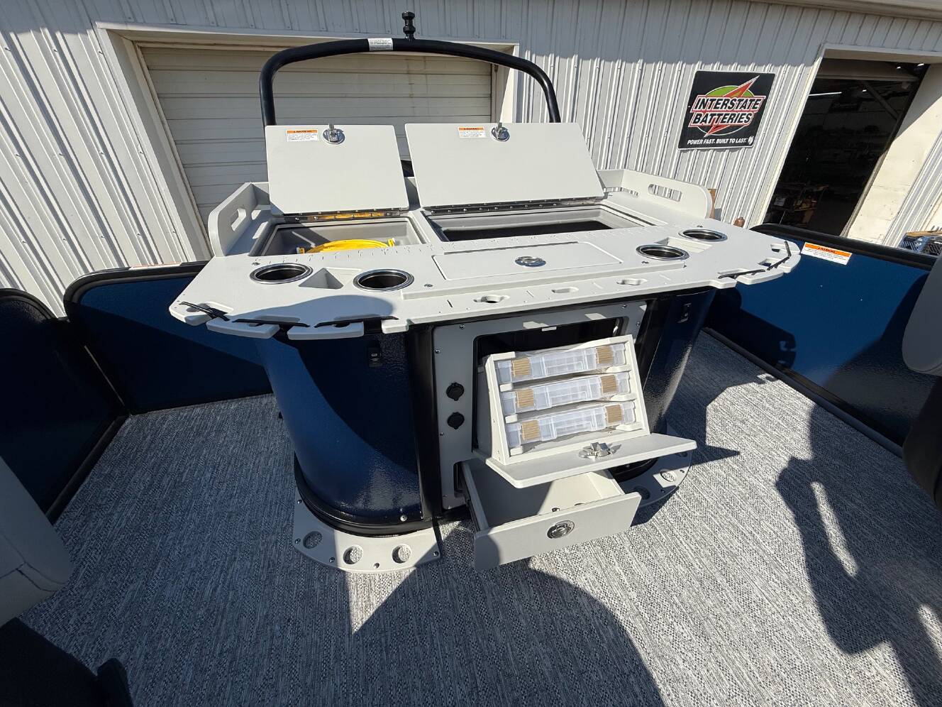 A photo of this 2026 Premier 230 SUNSATION Angler 4pt