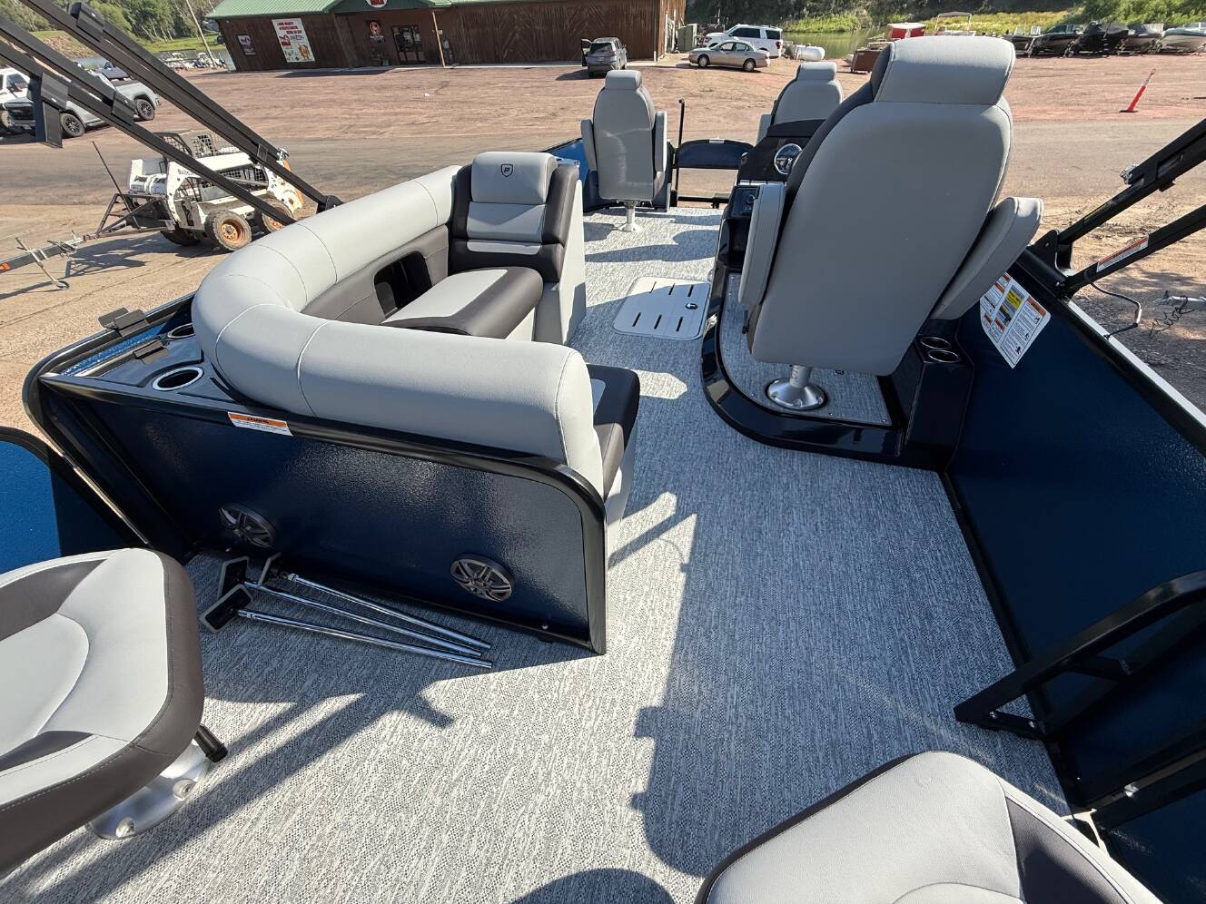 A photo of this 2026 Premier 230 SUNSATION Angler 4pt