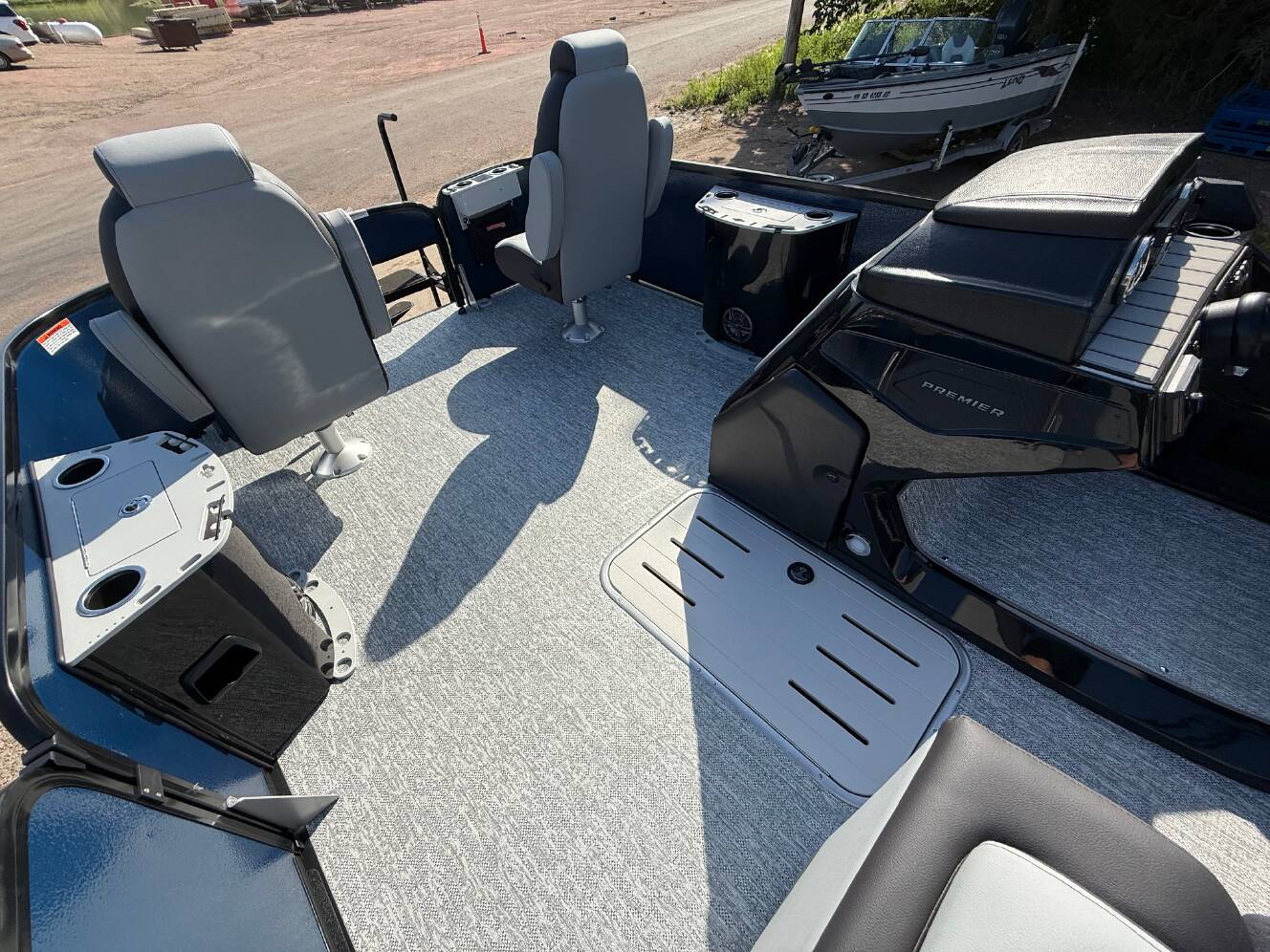 A photo of this 2026 Premier 230 SUNSATION Angler 4pt
