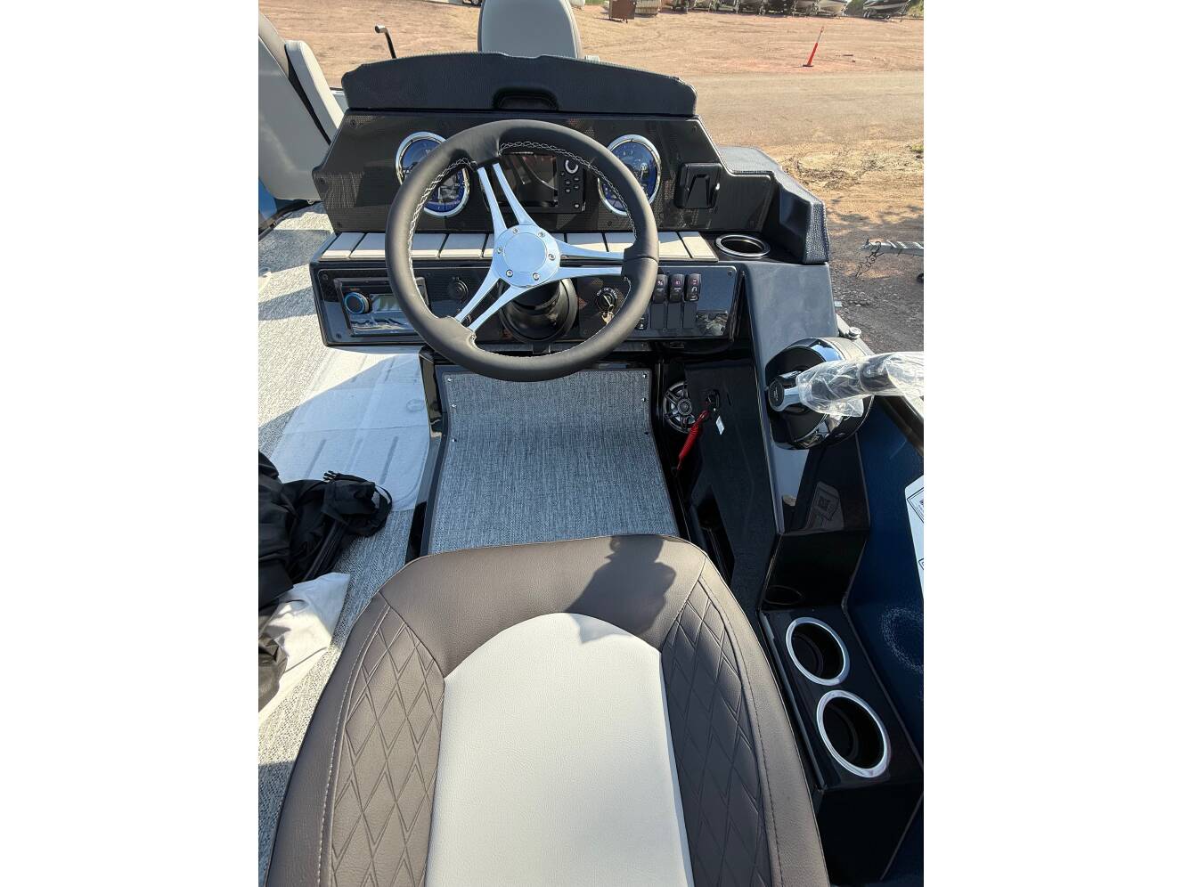 A photo of this 2026 Premier 230 SUNSATION Angler 4pt
