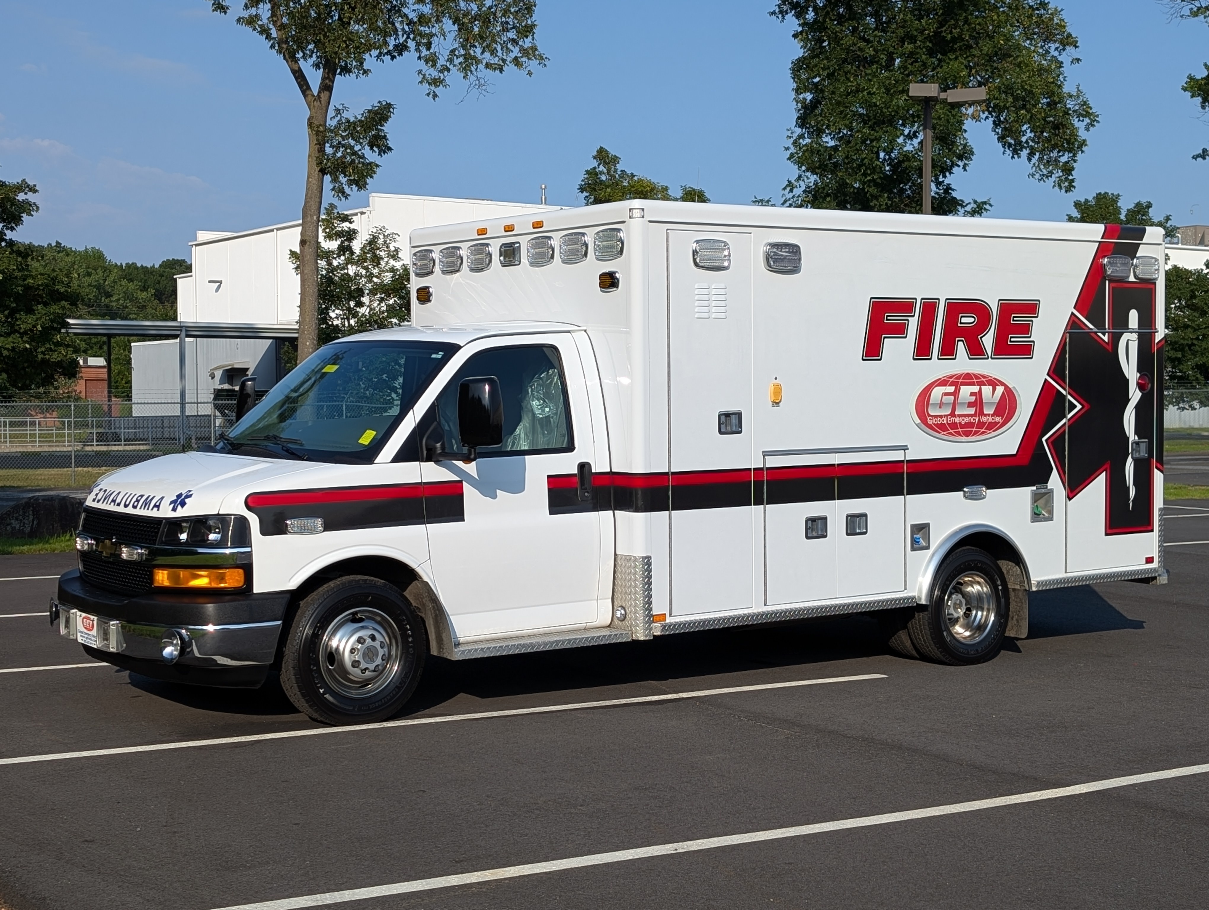 2011 CHEVROLET EXPRESS G4500 in Levittown, PA
