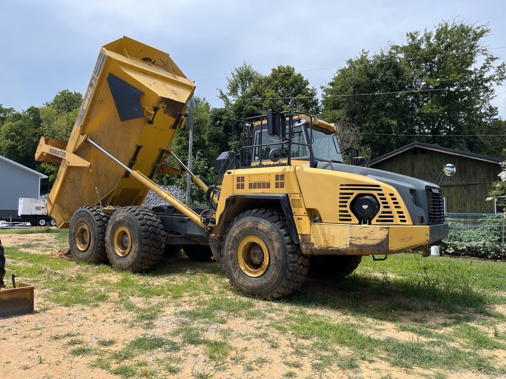 2016 KOMATSU HM400 in Clarksville, TN