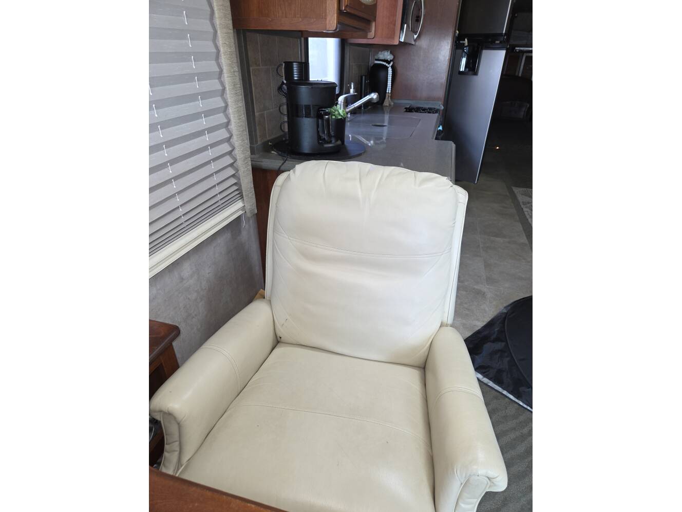 A photo of this 2006 Fleetwood Excursion 39V