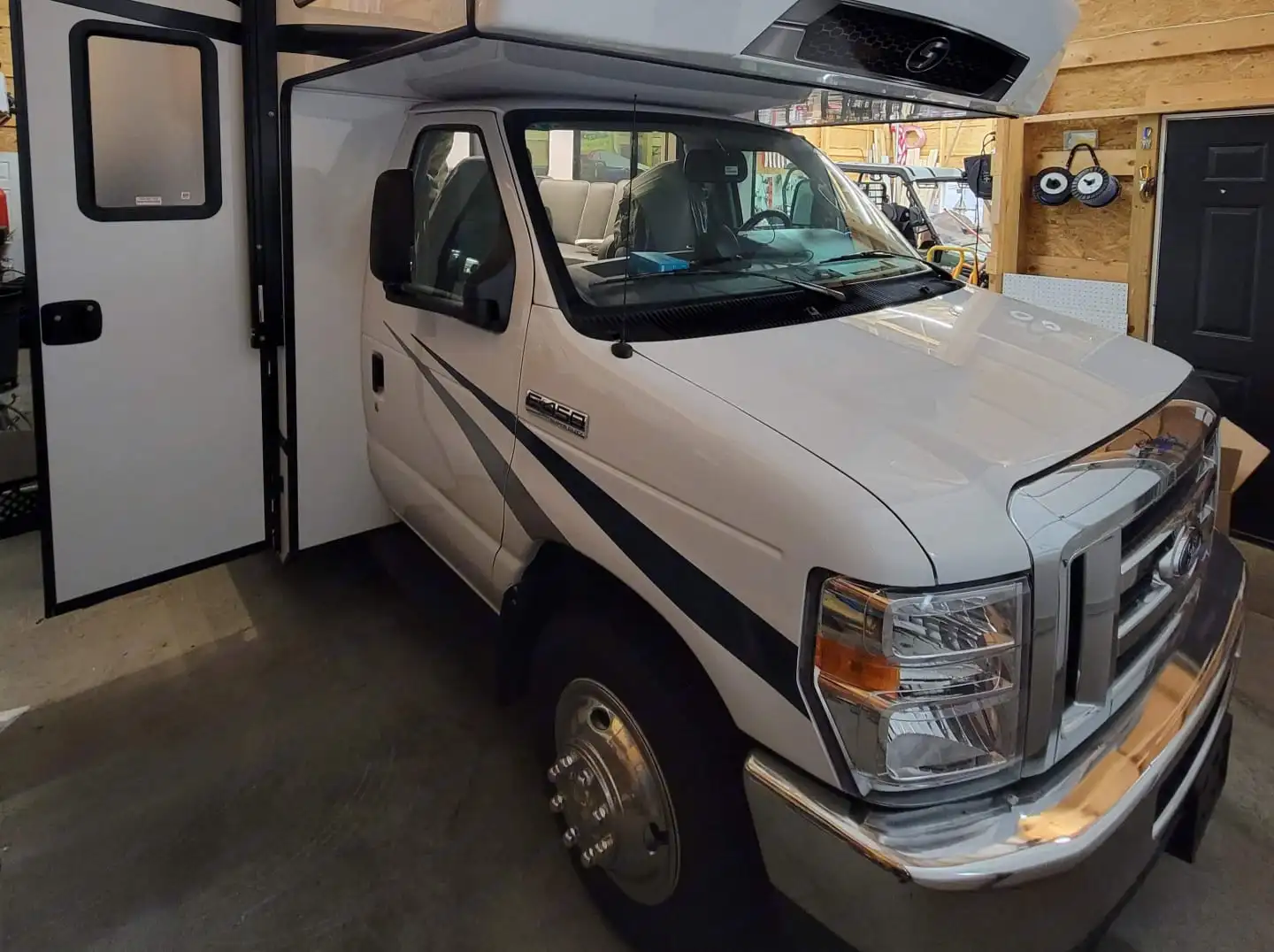 2023 Forest River Sunseeker 2850 RV