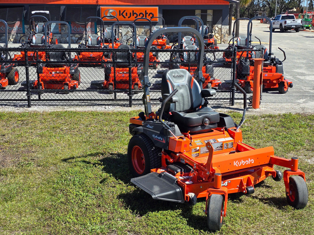 クボタ Mower Equipment For Sale Near Indiantown, Florida