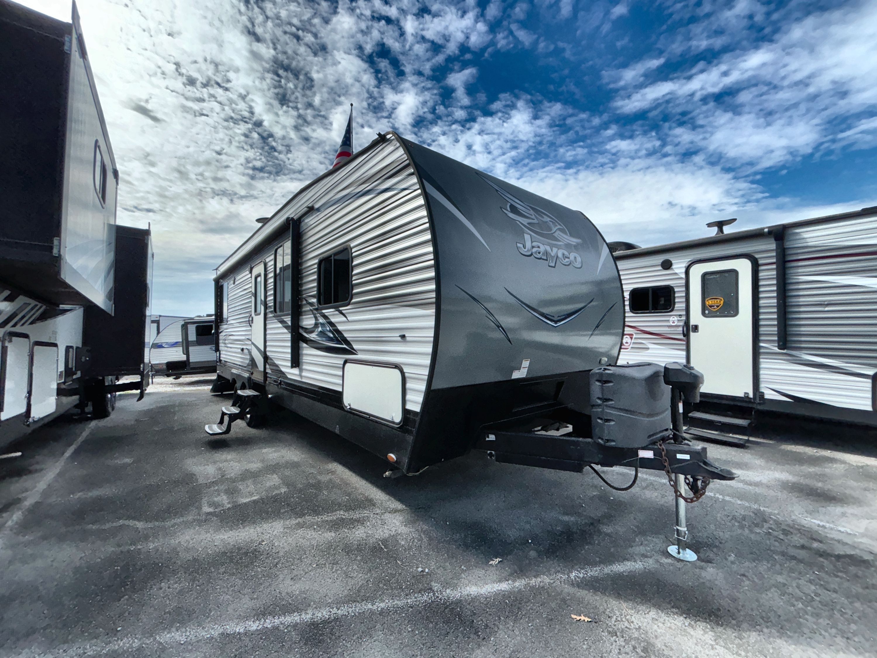 ACRB　５０ 2014 Jayco Octane 161 Toy Hauler RV Reviews on RV Insider