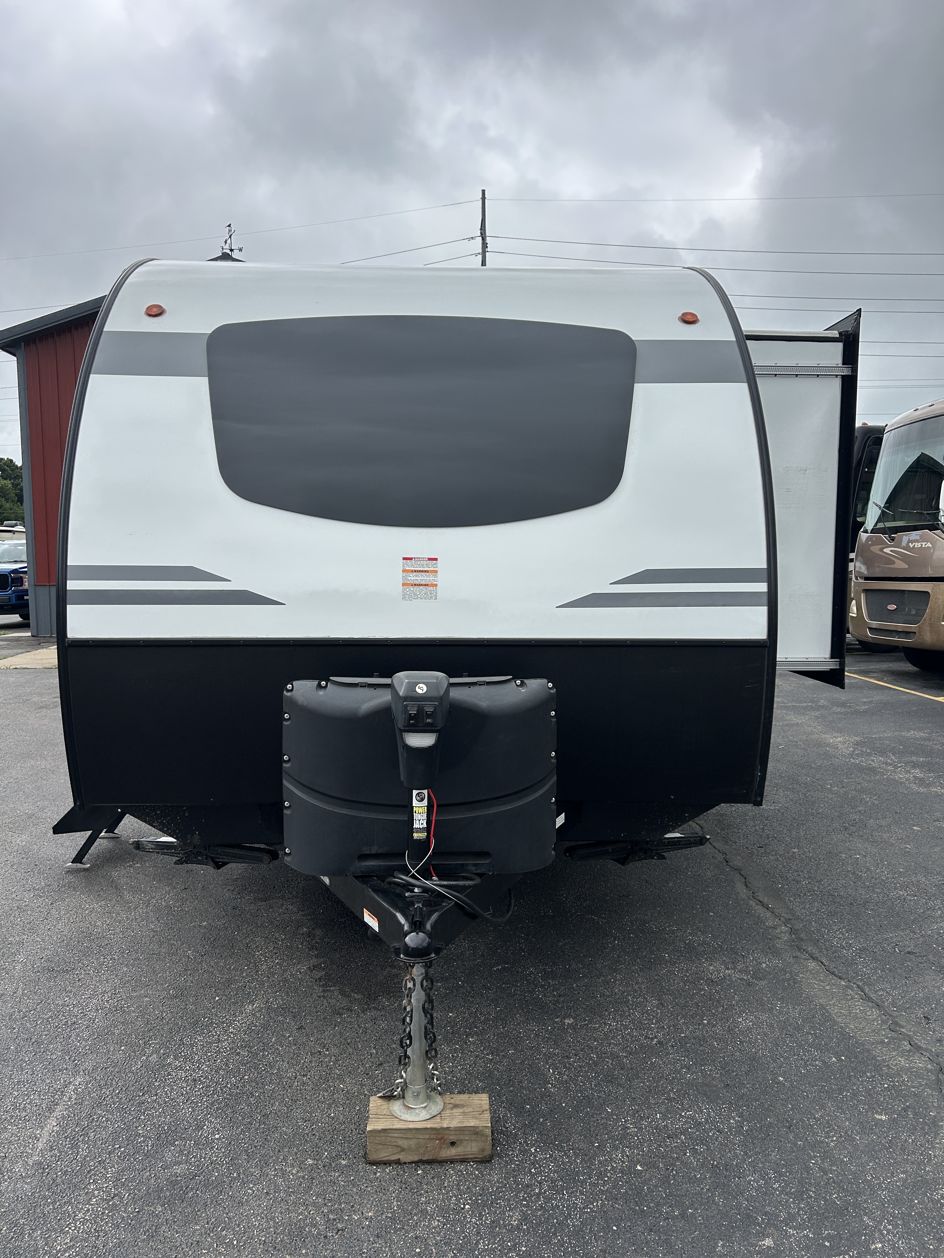 2023 Venture Rv SONIC SN241VFL in jones MI