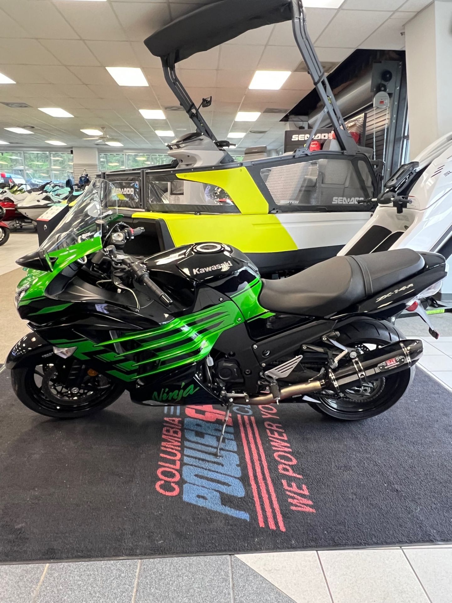 ライム KAWASAKI Ninja ZX-25R ライムグリーン×エボニー (ミニカー