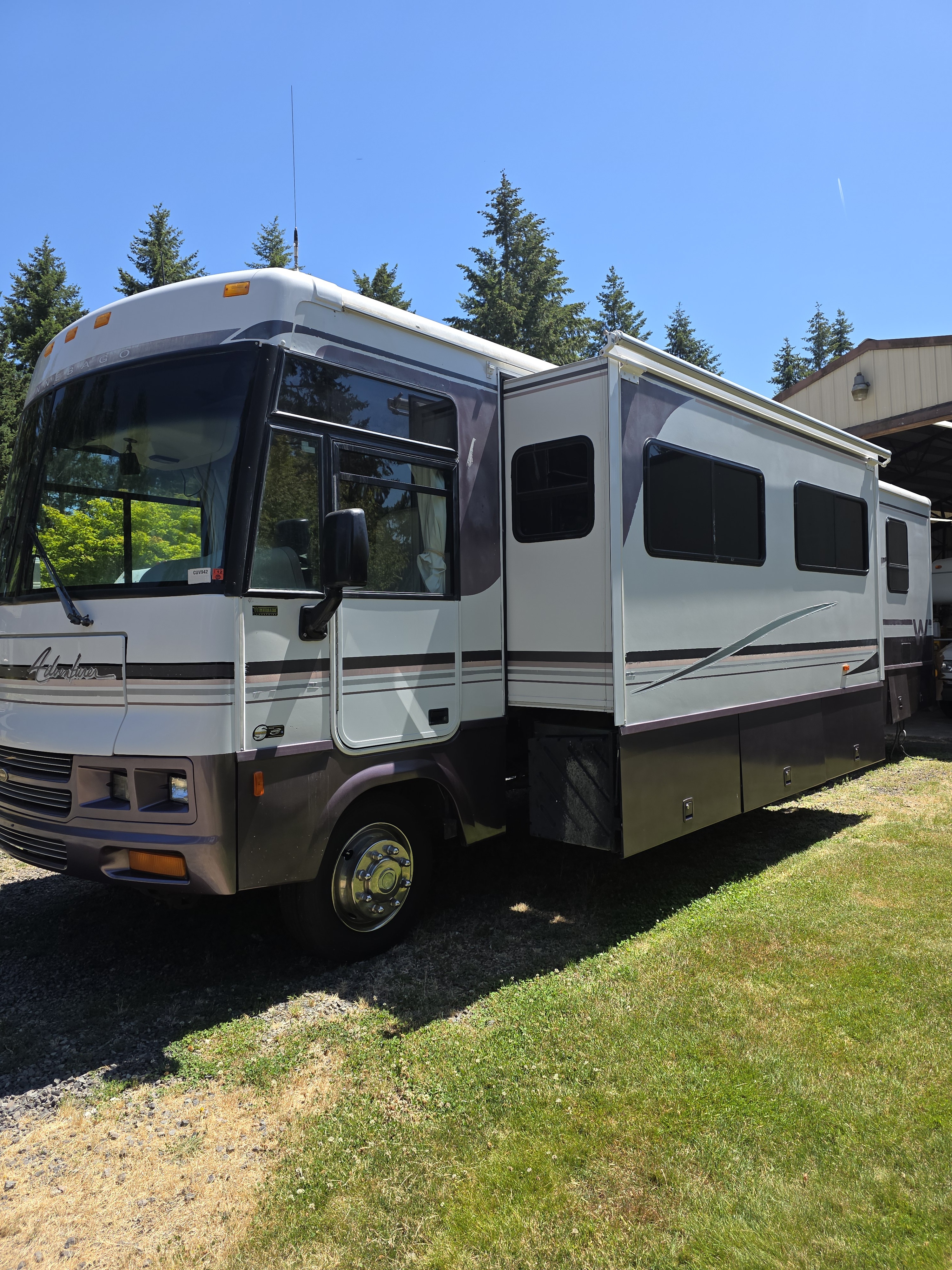 2002 Winnebago