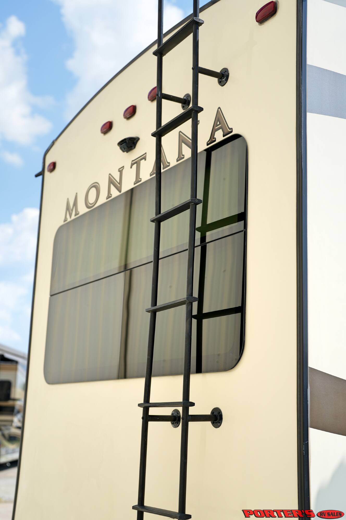 A photo of this 2017 Keystone MONTANA 3160RL