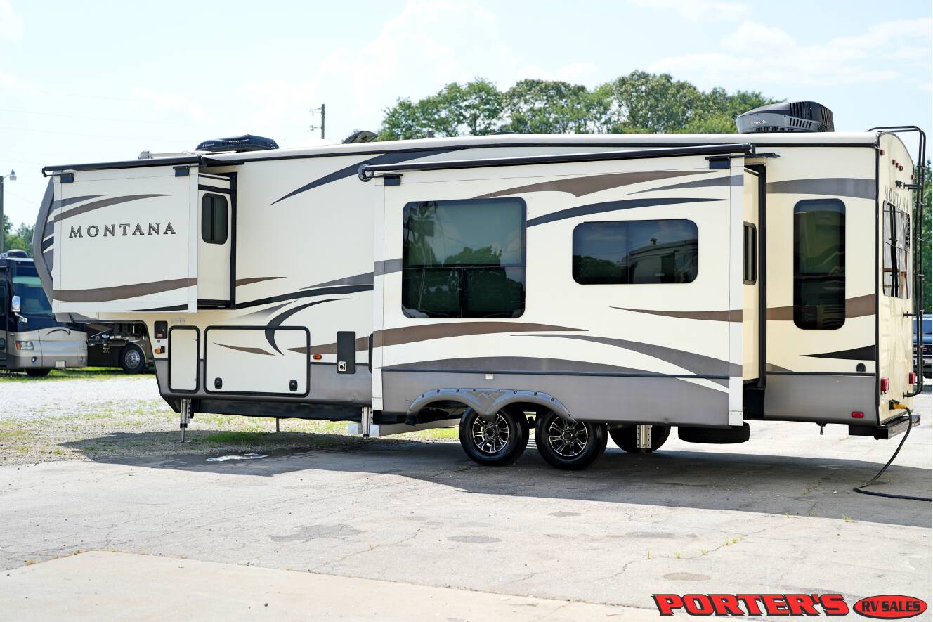 A photo of this 2017 Keystone MONTANA 3160RL