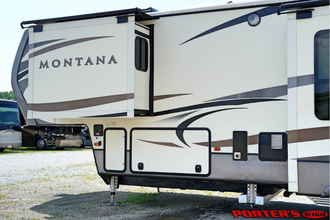 A photo of this 2017 Keystone MONTANA 3160RL