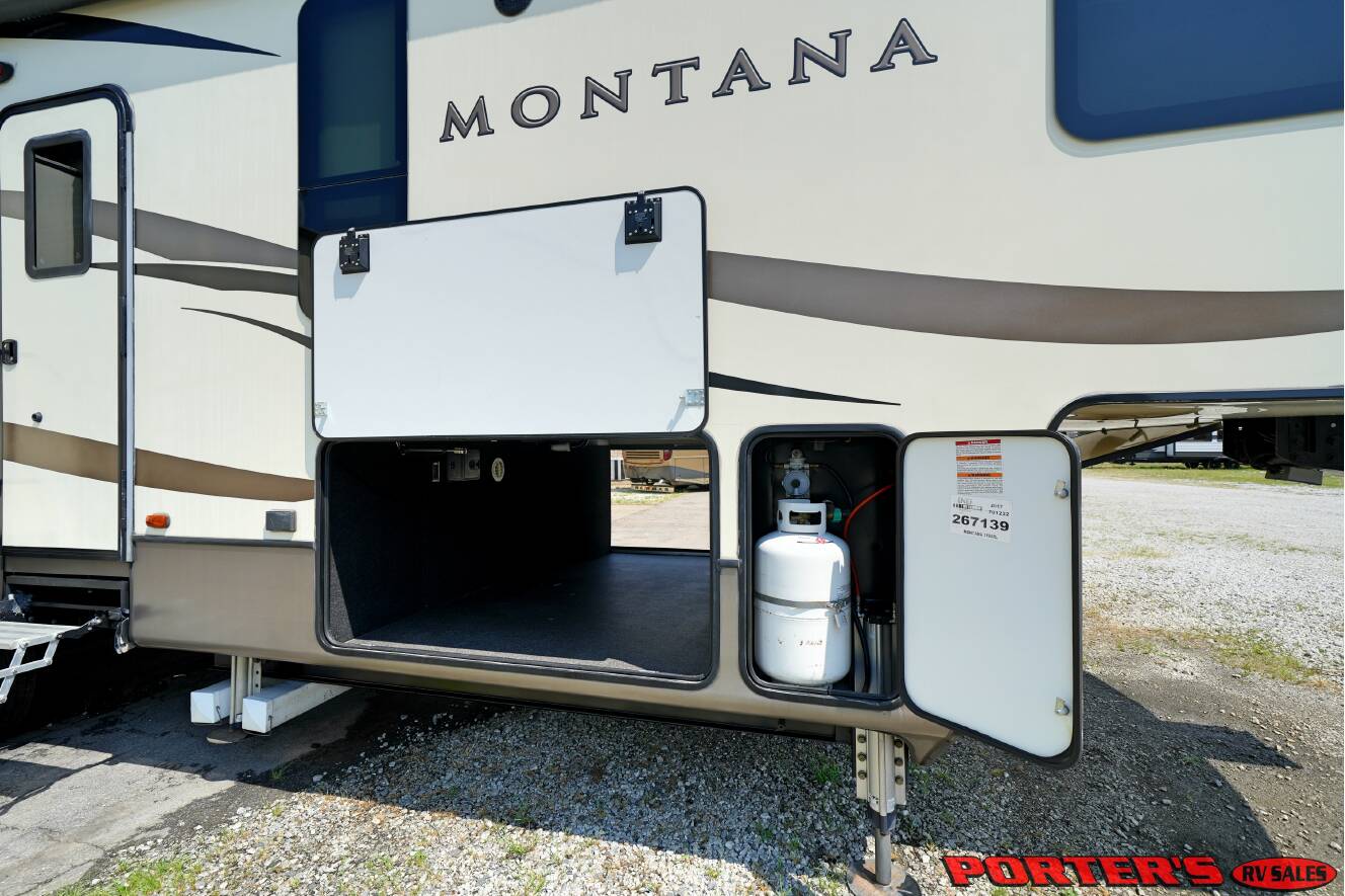 A photo of this 2017 Keystone MONTANA 3160RL