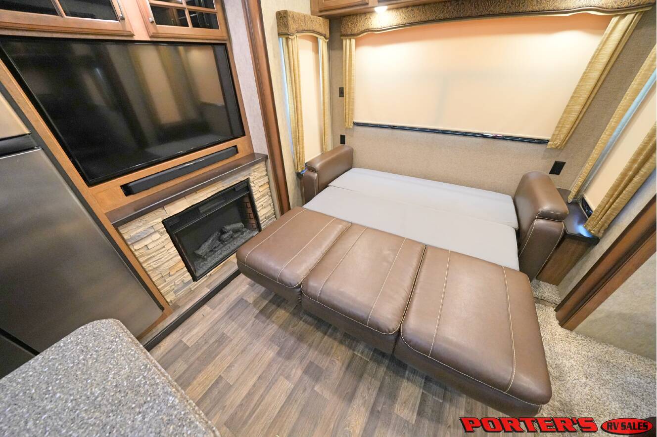 A photo of this 2017 Keystone MONTANA 3160RL