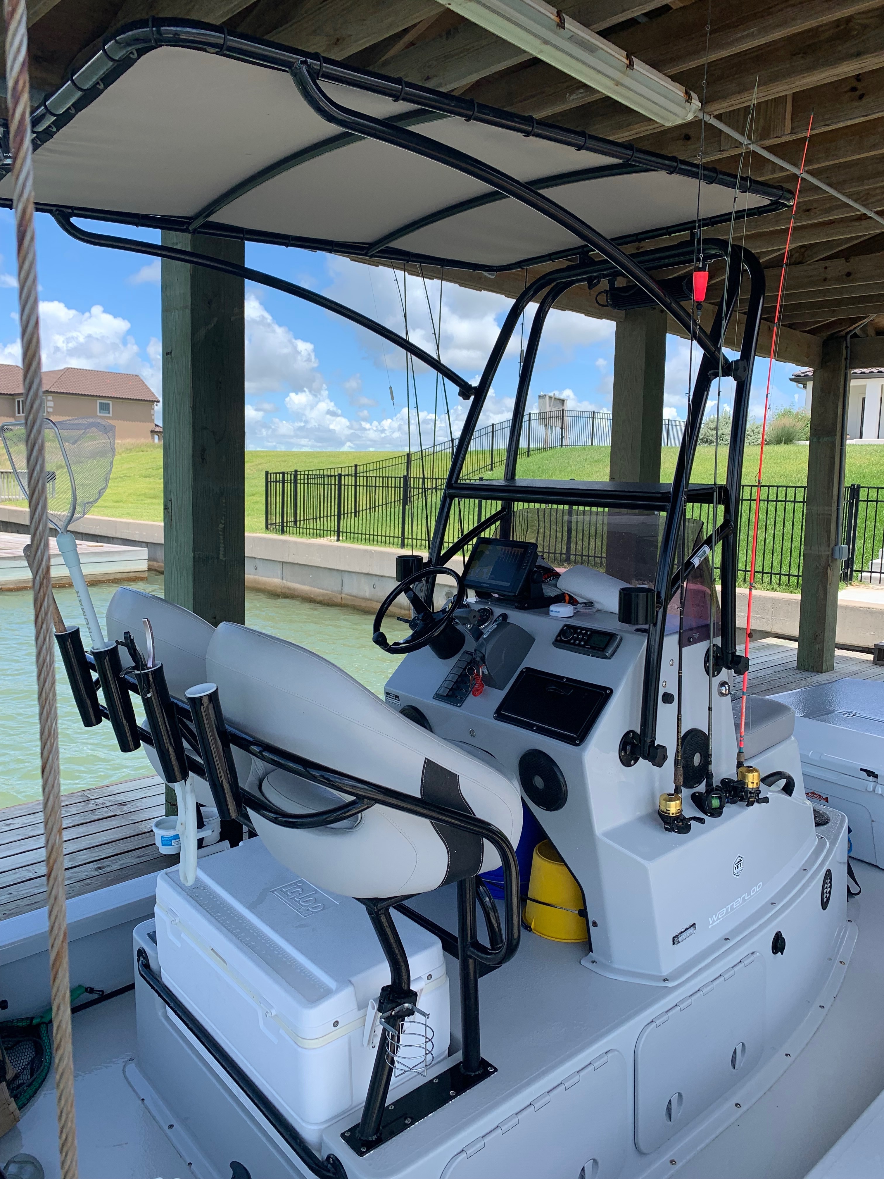 Used 2014 Majek 25′ Illusion in Victoria, TX - 5037043960 - Boatmart
