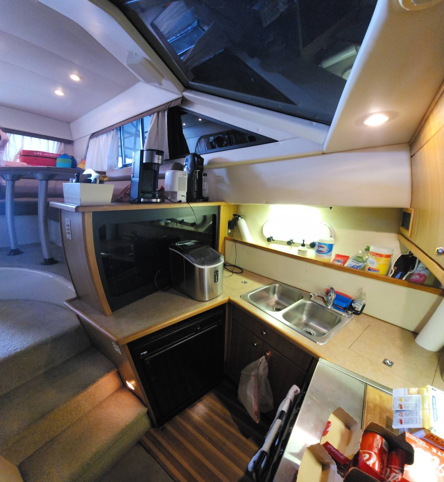 Used 2000 Bayliner 3388 Command Bridge Motoryacht in Smyrna, GA