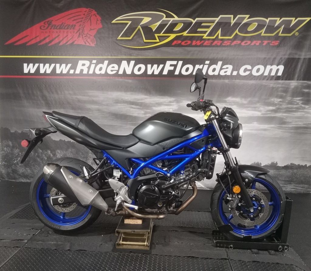 スズキsv650 ABS　2022年シート