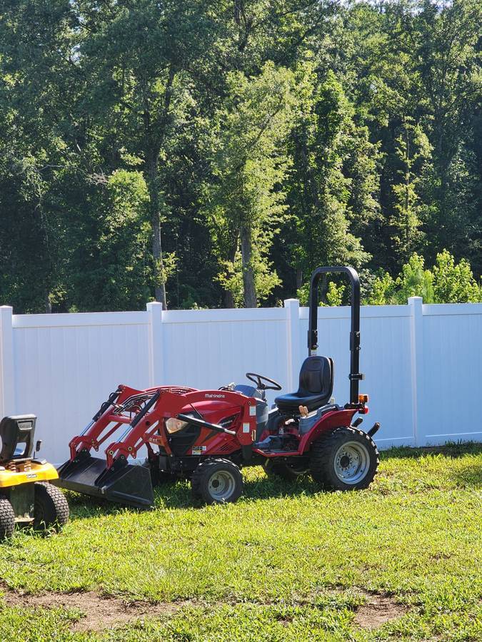 2017 MAHINDRA eMax25l-s in Round O, SC