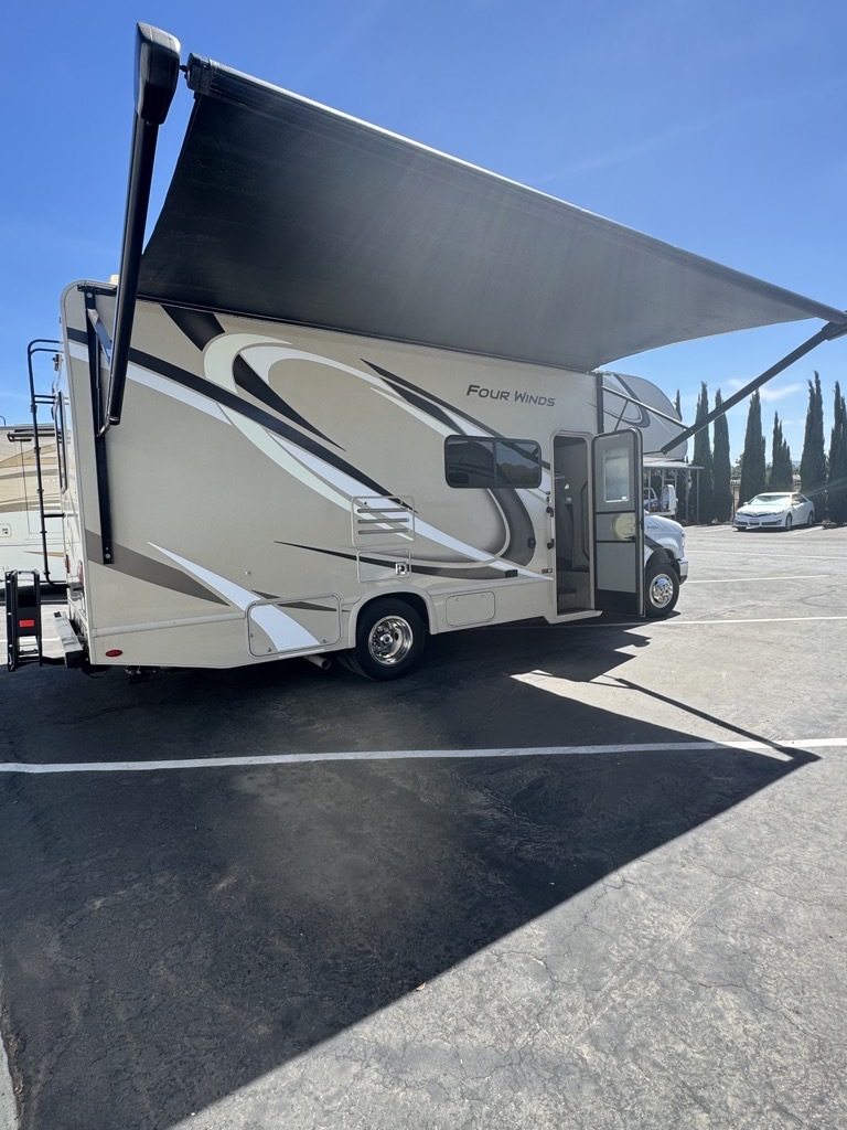 2020 Thor Motor Coach FOUR WINDS 24F in yucaipa CA