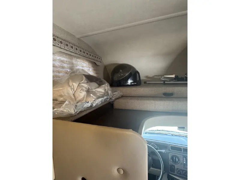2020 THOR MOTOR COACH FOUR WINDS 24F