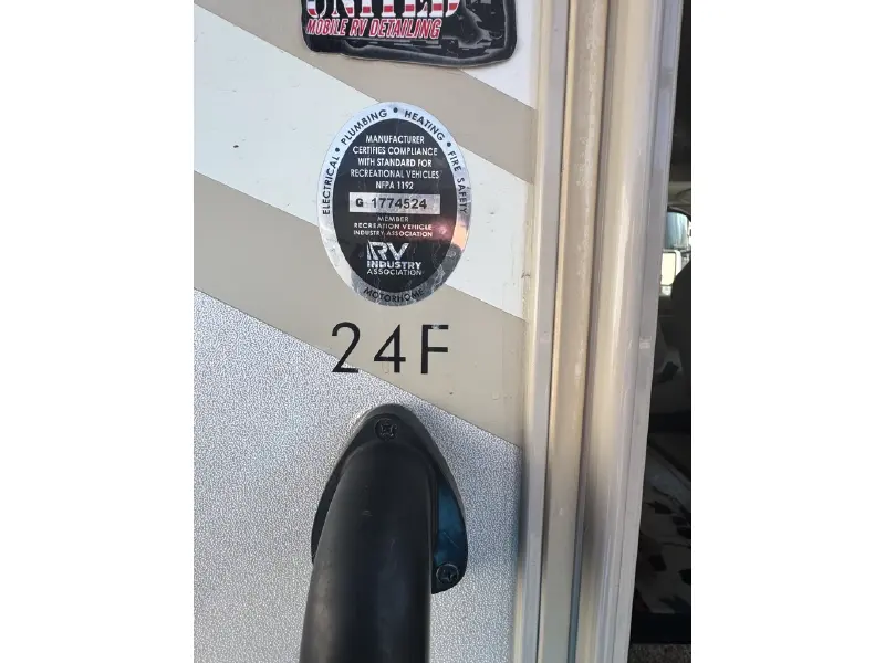 2020 THOR MOTOR COACH FOUR WINDS 24F