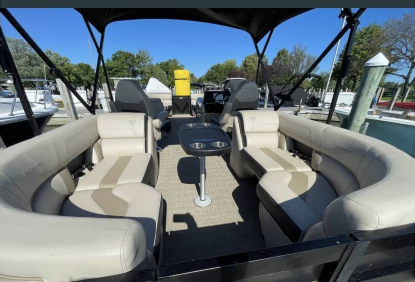 A photo of this 2022 Viaggio DIAMANTE 26Q