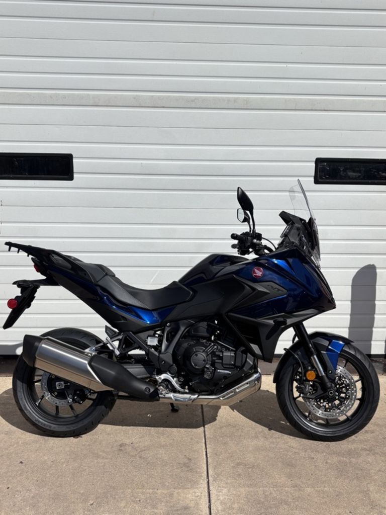 2025 Honda® NT1100 DCT DCT in Monroe, MI