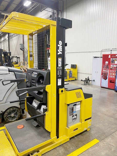 Lifting Equipment For Sale Near Clarksville, Tennessee