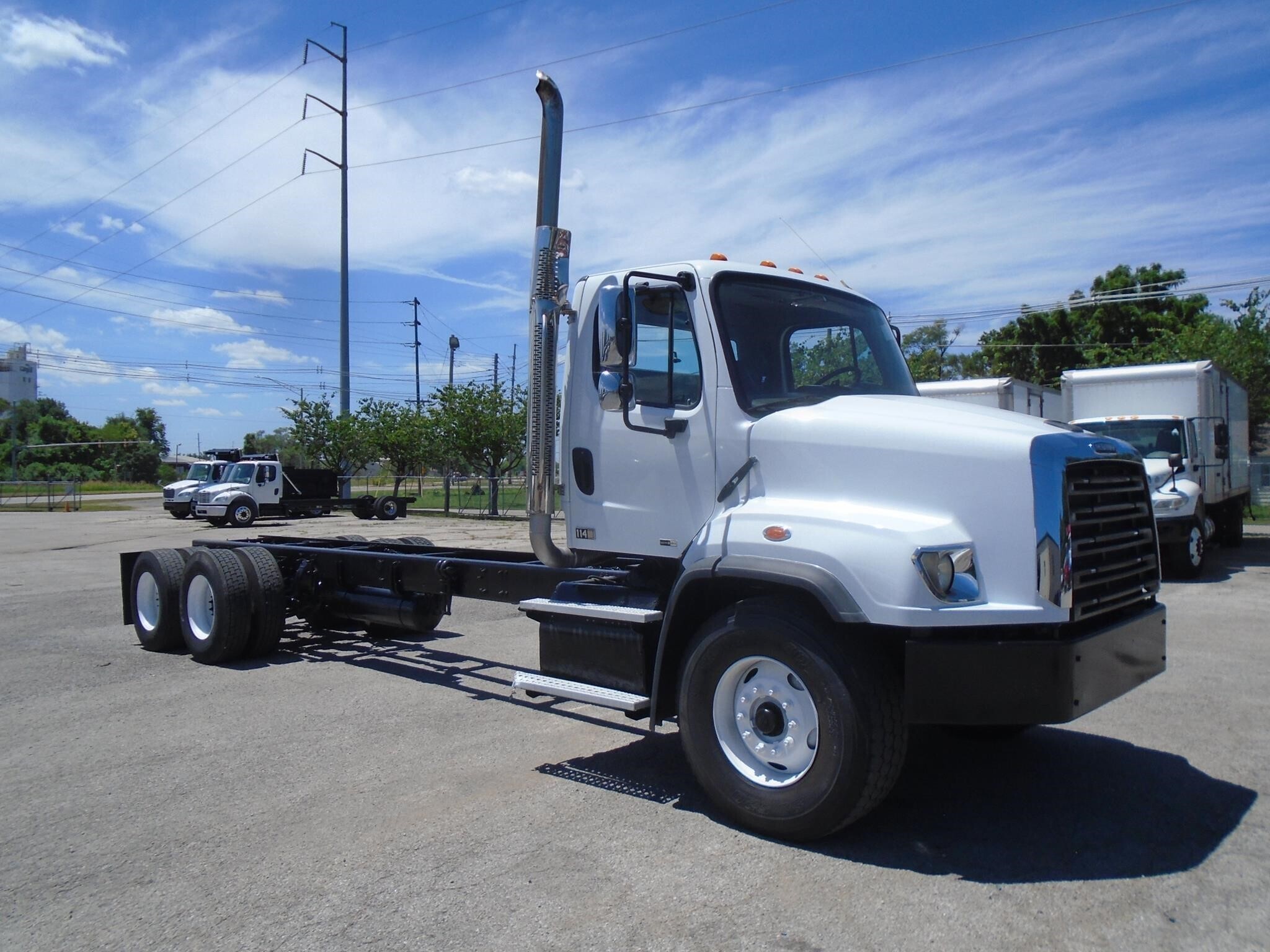 2013 FREIGHTLINER 114SD in Kansas City, KS