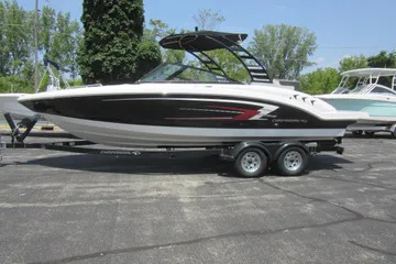 2025 Chaparral 23 SSI in saint joseph MI
