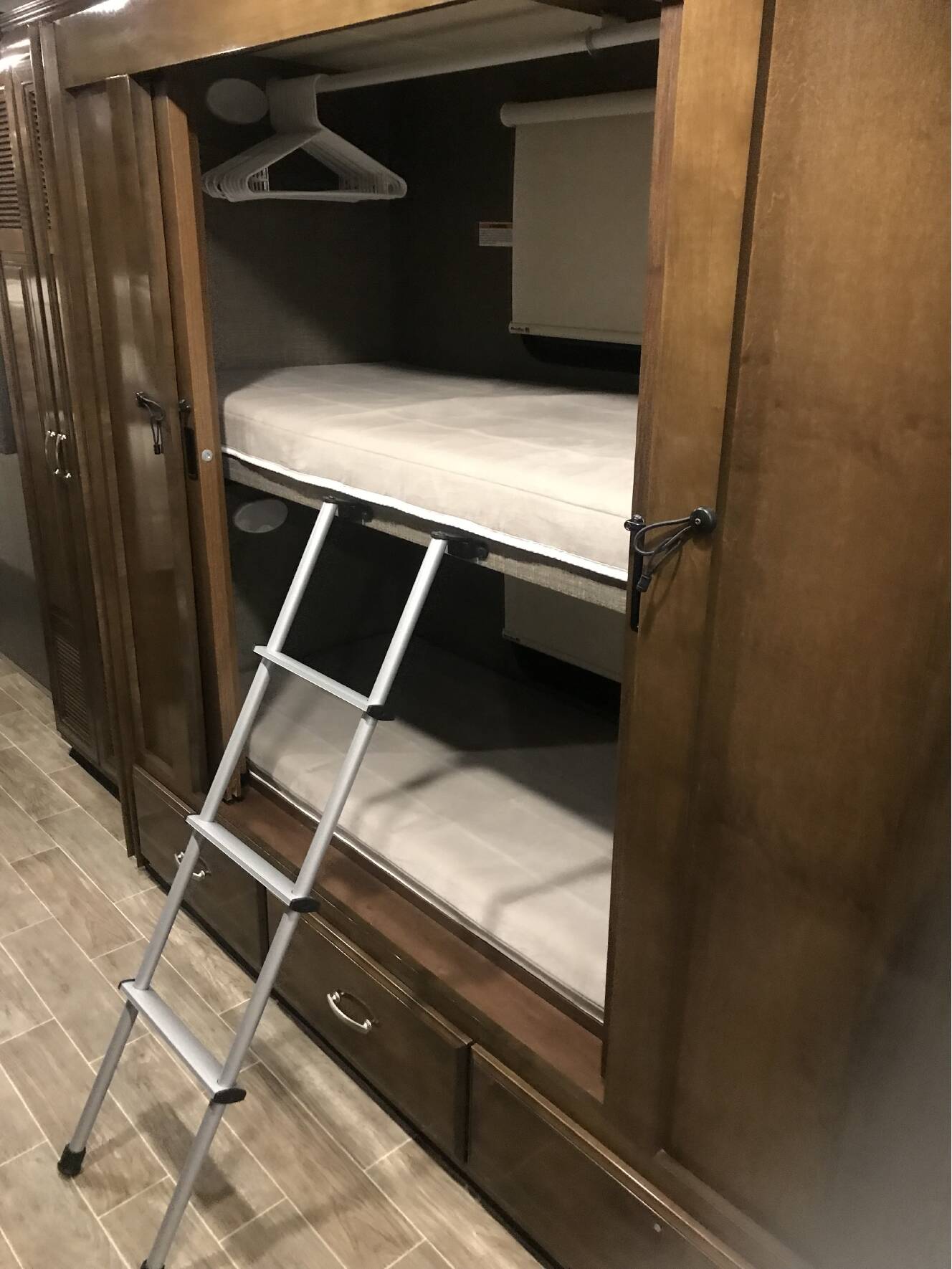 A photo of this 2020 Thor Motor Coach Palazzo 33 5