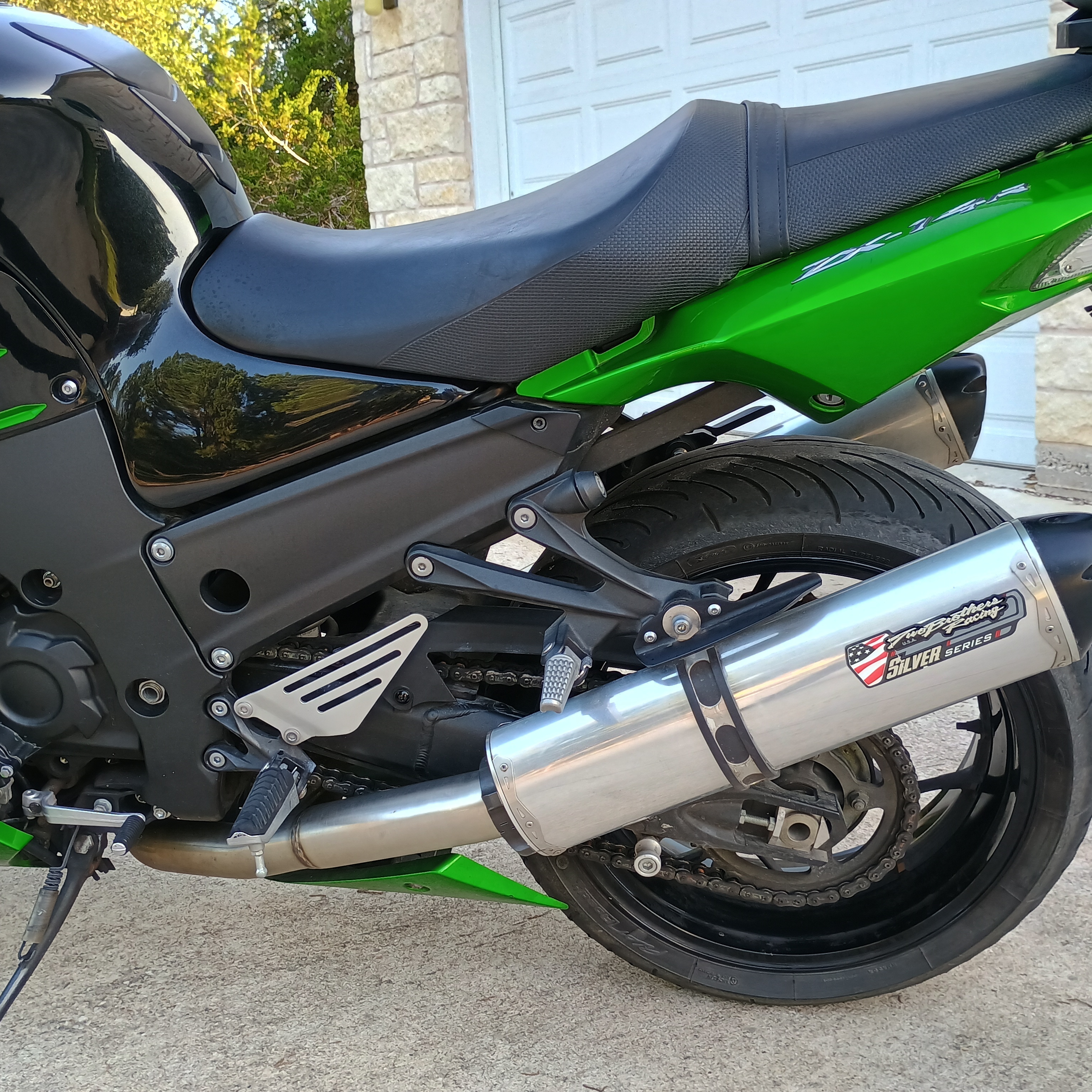 ニウエ　2014年　$1　@4-37 NEW RAY 57433 B 2011 KAWASAKI ZX-14 NINJA BIKE MOTORCYCLE 1