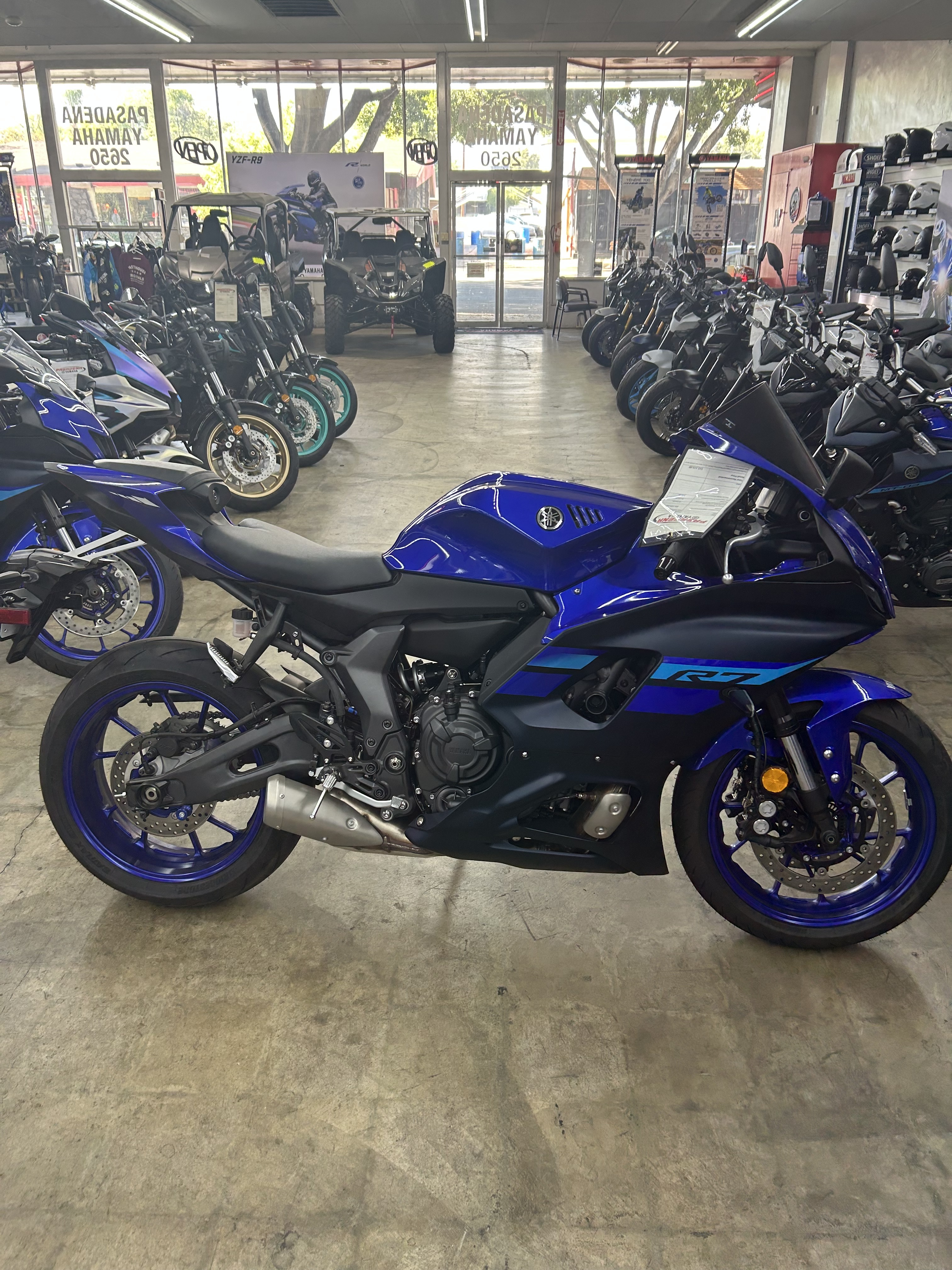 2024 Yamaha YZFR7RCL in Pasadena, CA