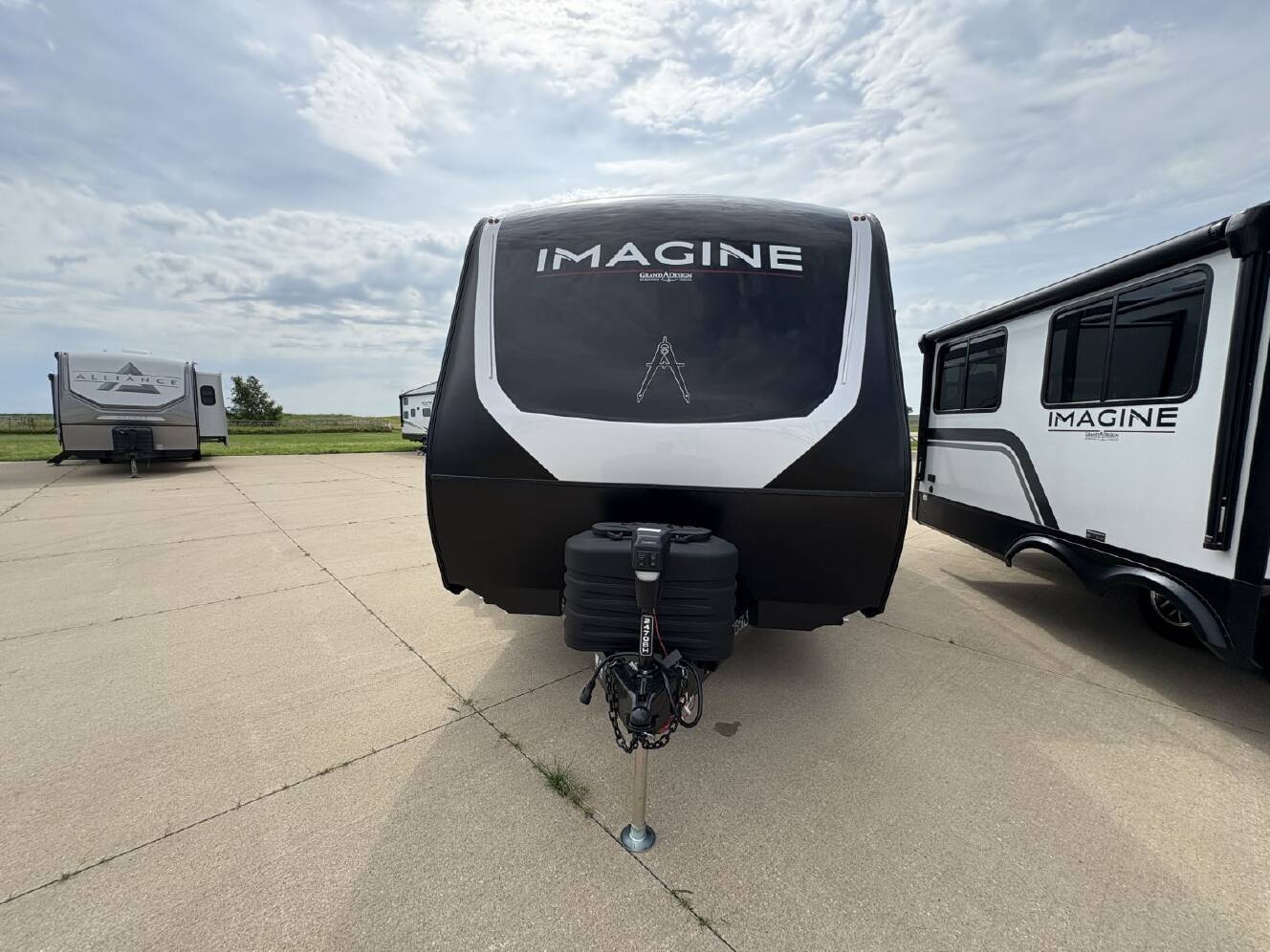 A photo of this 2026 Grand Design Imagine 2470BH