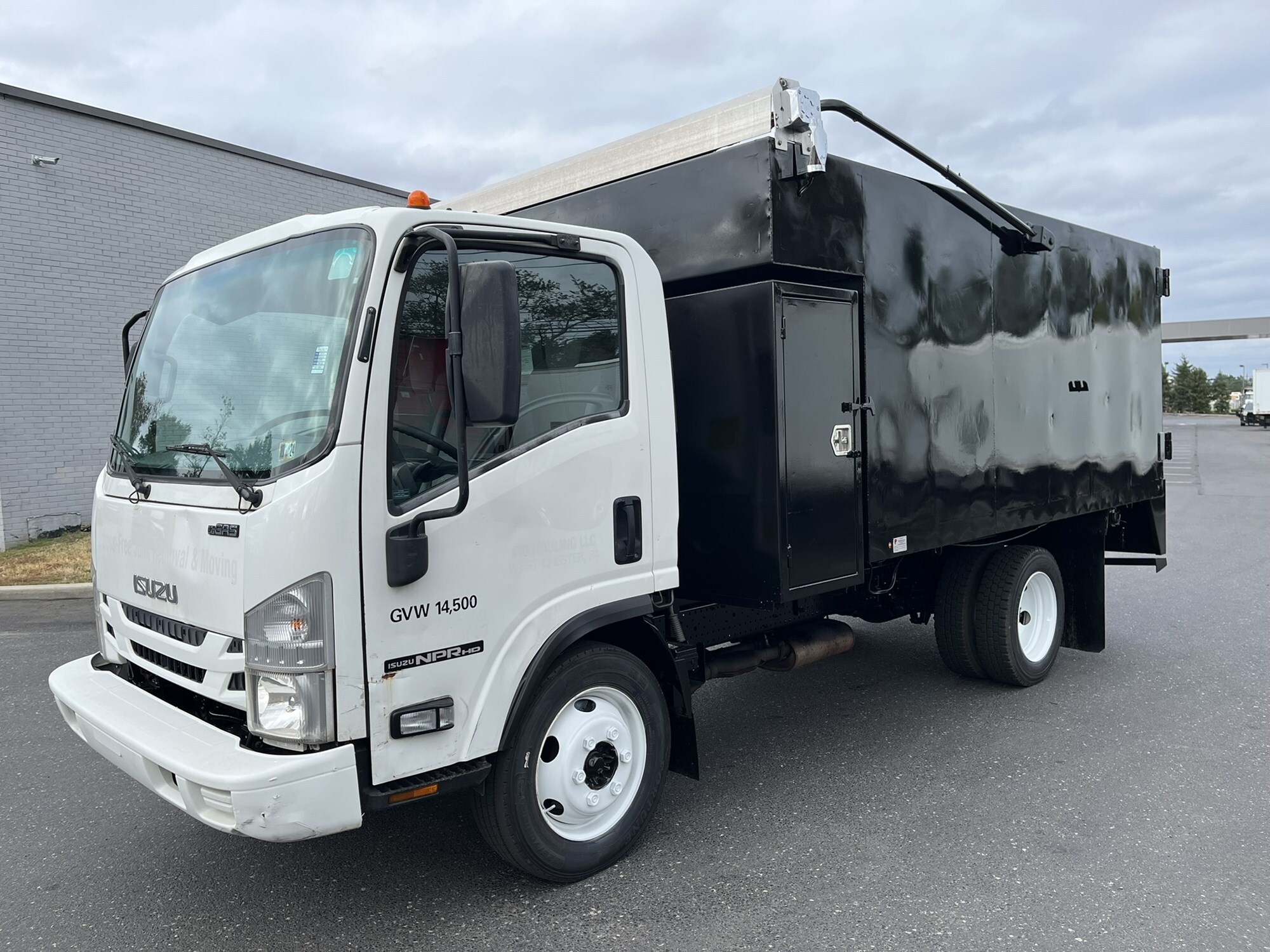 2016 ISUZU NPR in Hartford, CT