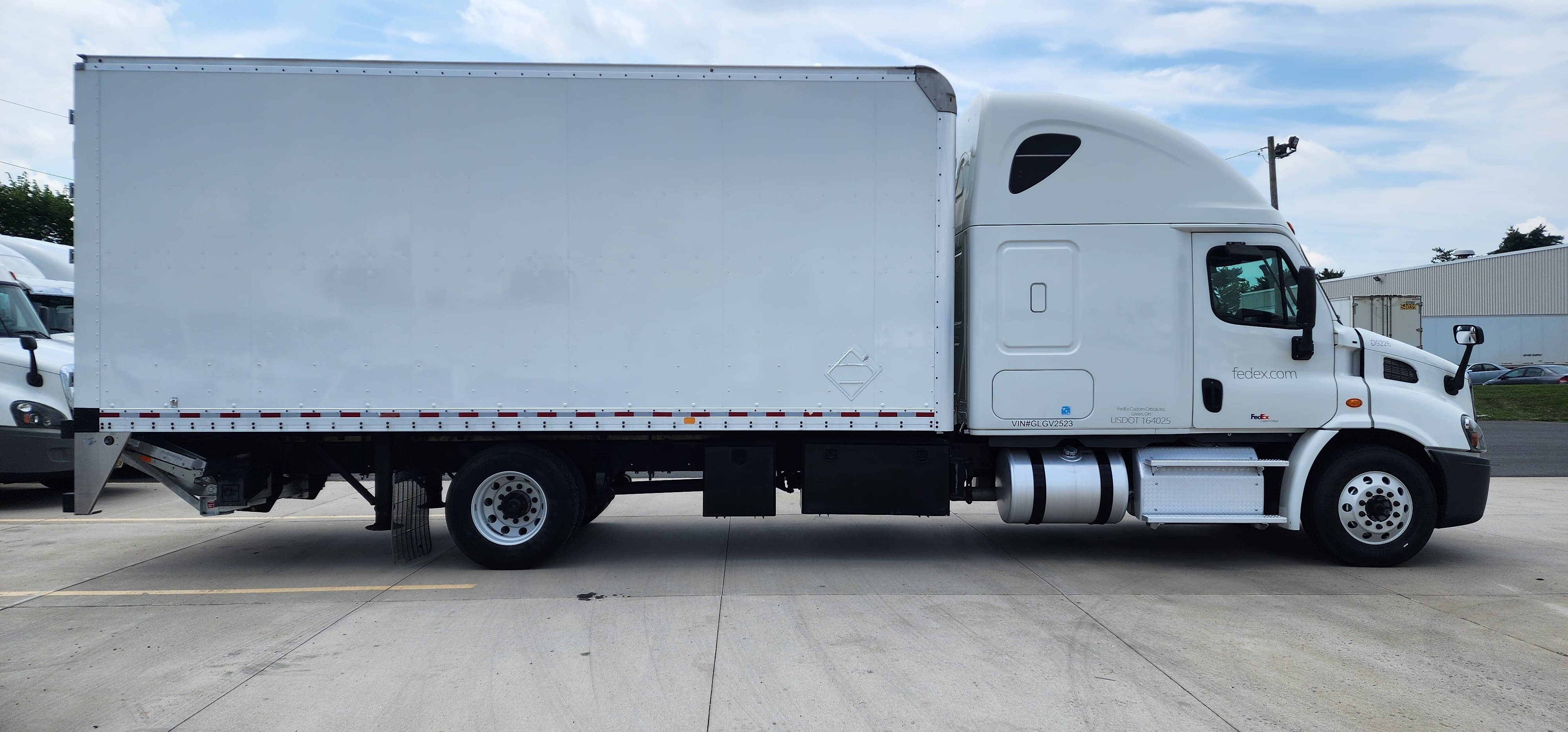 2016 Freightliner Cascadia 113 in Perth Amboy, NJ
