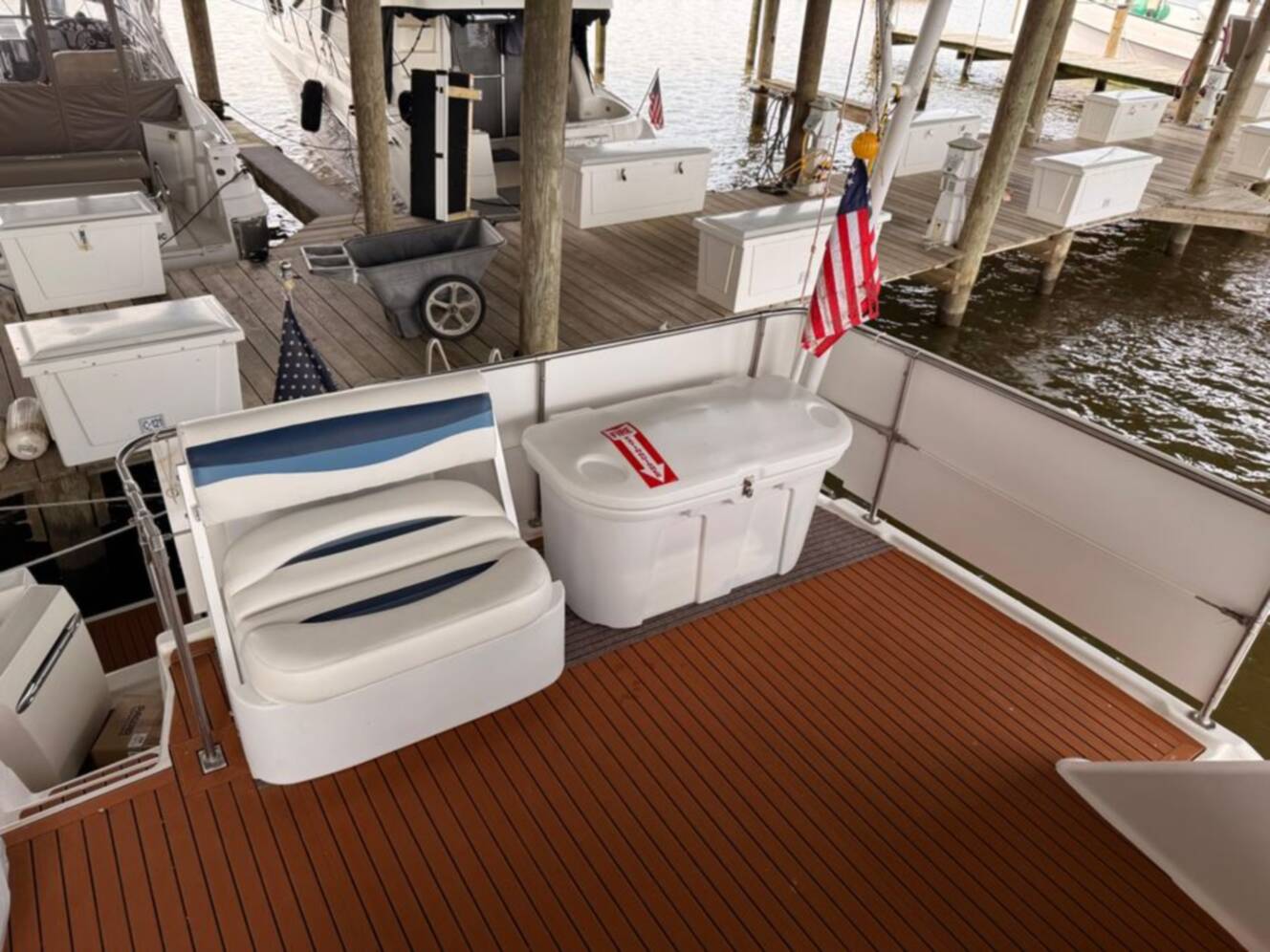 A photo of this 2000 Bayliner 4087 Aft Cockpit Motoryacht