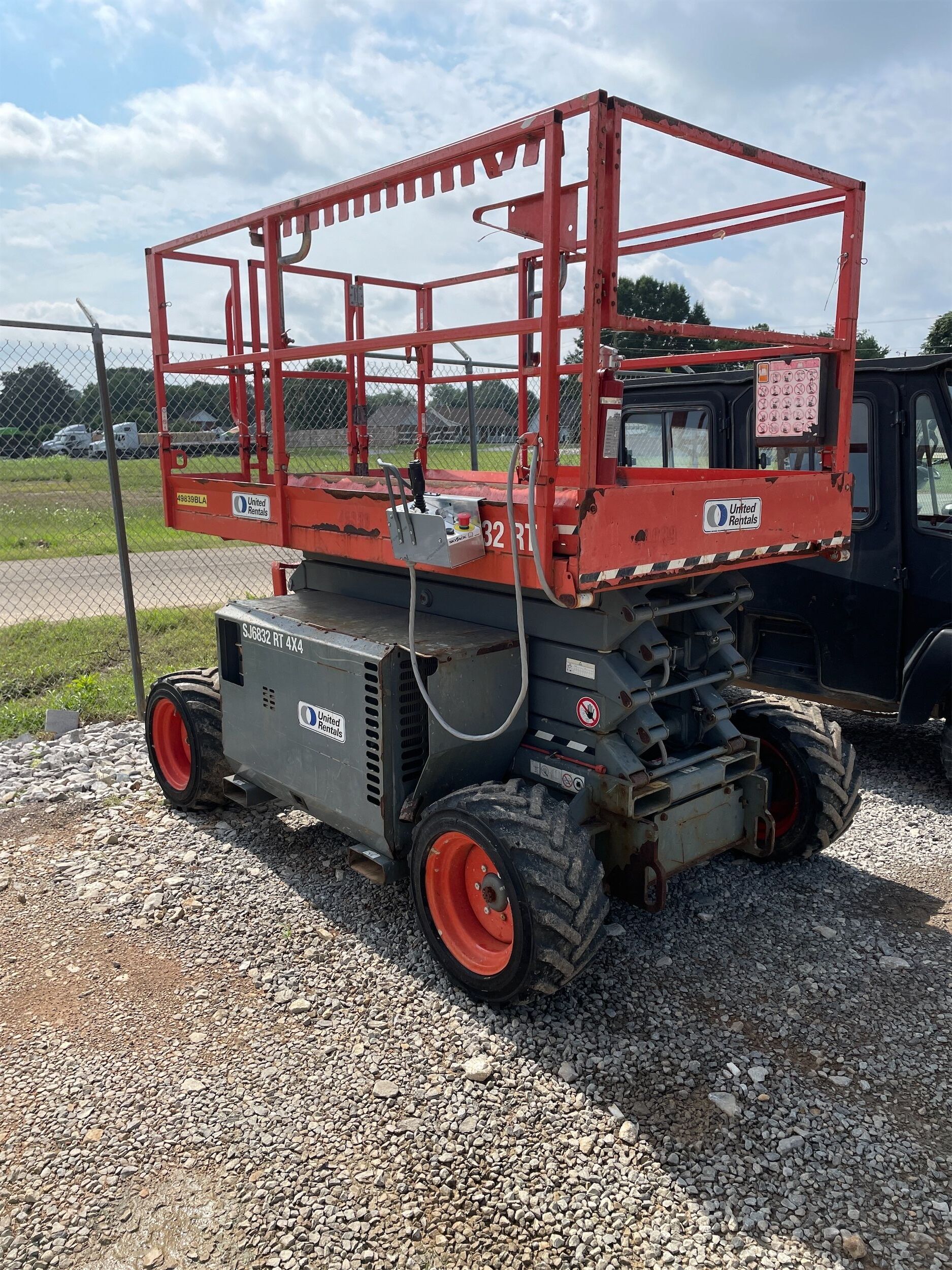 2017 SKYJACK SJ6832RT Rough Terrain in Foley, AL