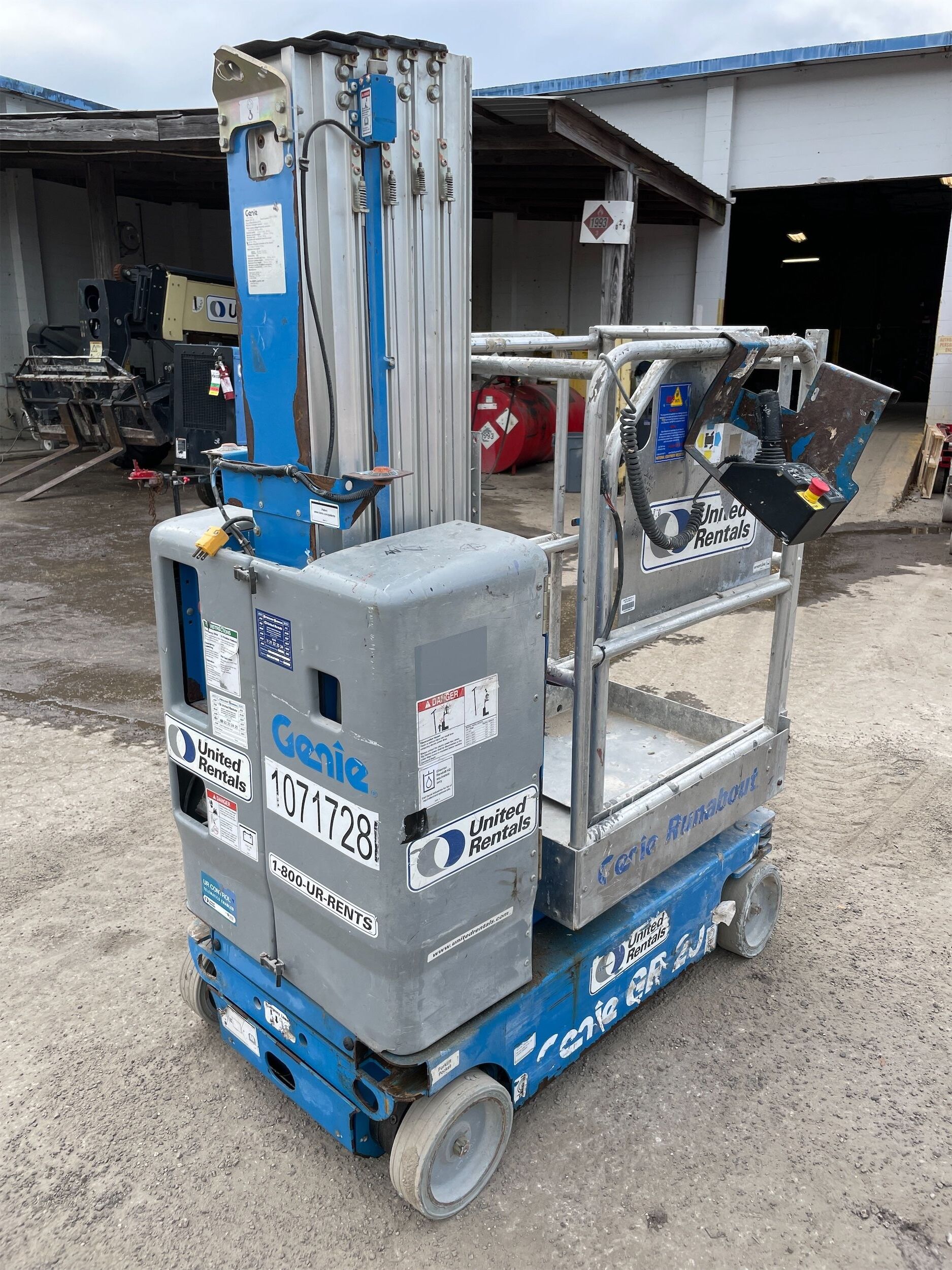 2018 GENIE GR-20 Self-Propelled One-Person Lift in Foley, AL