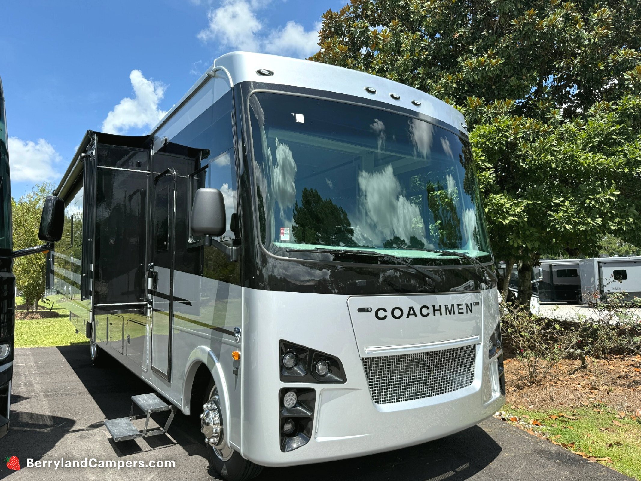 2026 Coachmen MIRADA 35OS RV