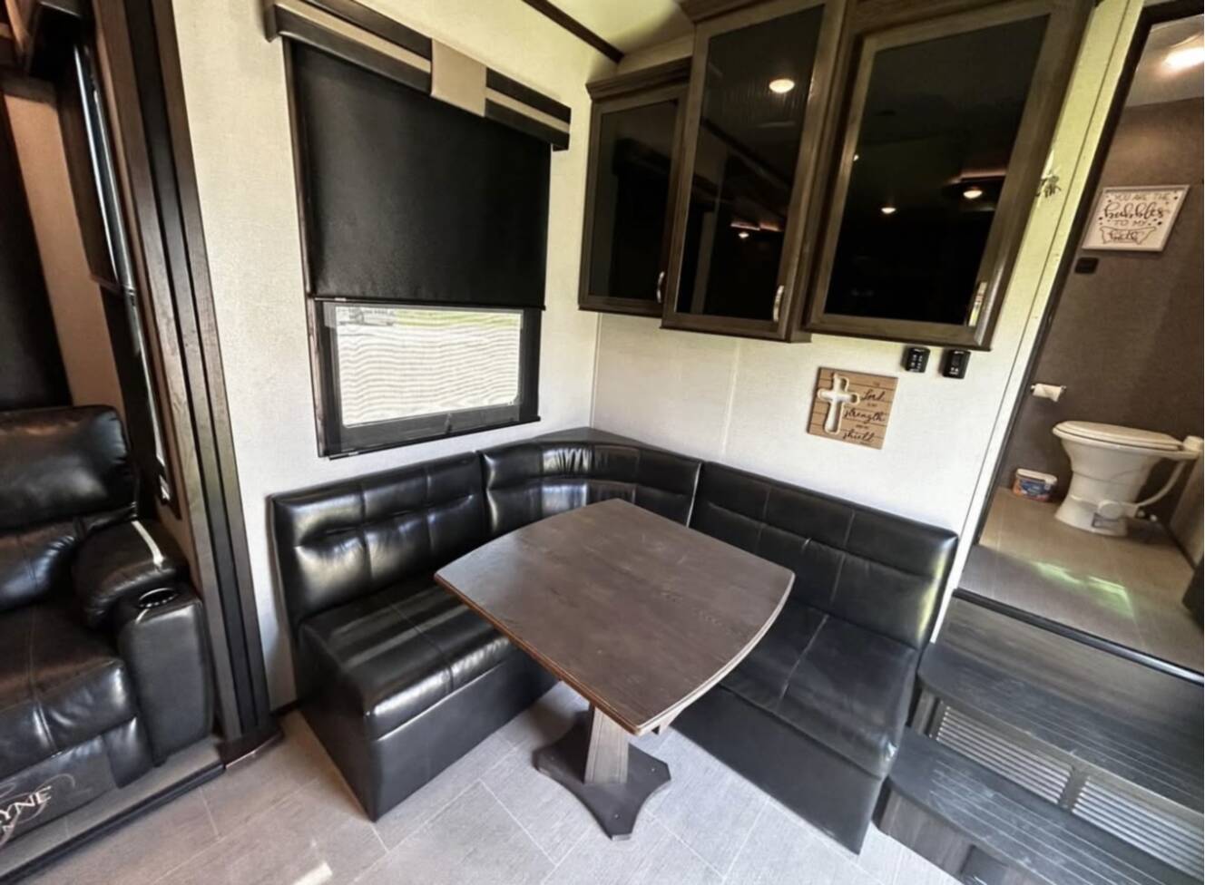 A photo of this 2019 Jayco SEISMIC 4125