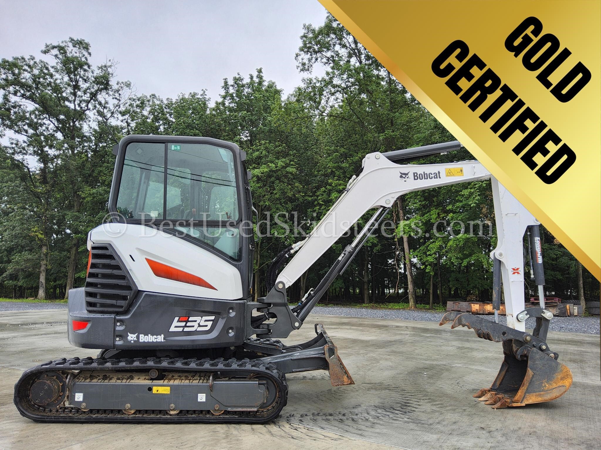 Excavators Equipment For Sale Near Womelsdorf, Pennsylvania