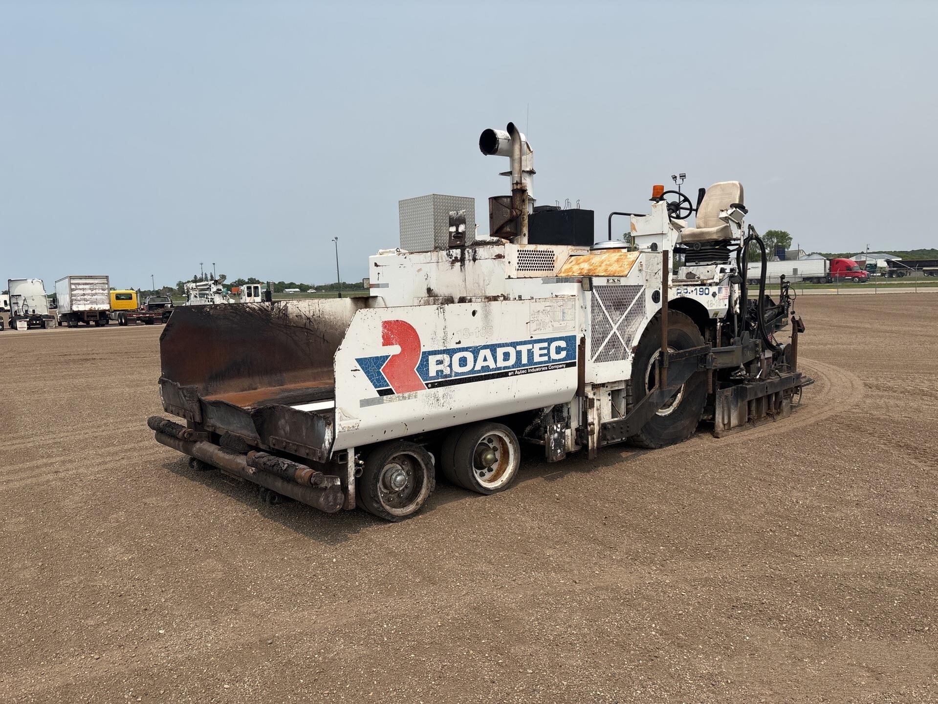 Roadtec Asphalt Pavers For Sale - Roadtec Asphalt Pavers