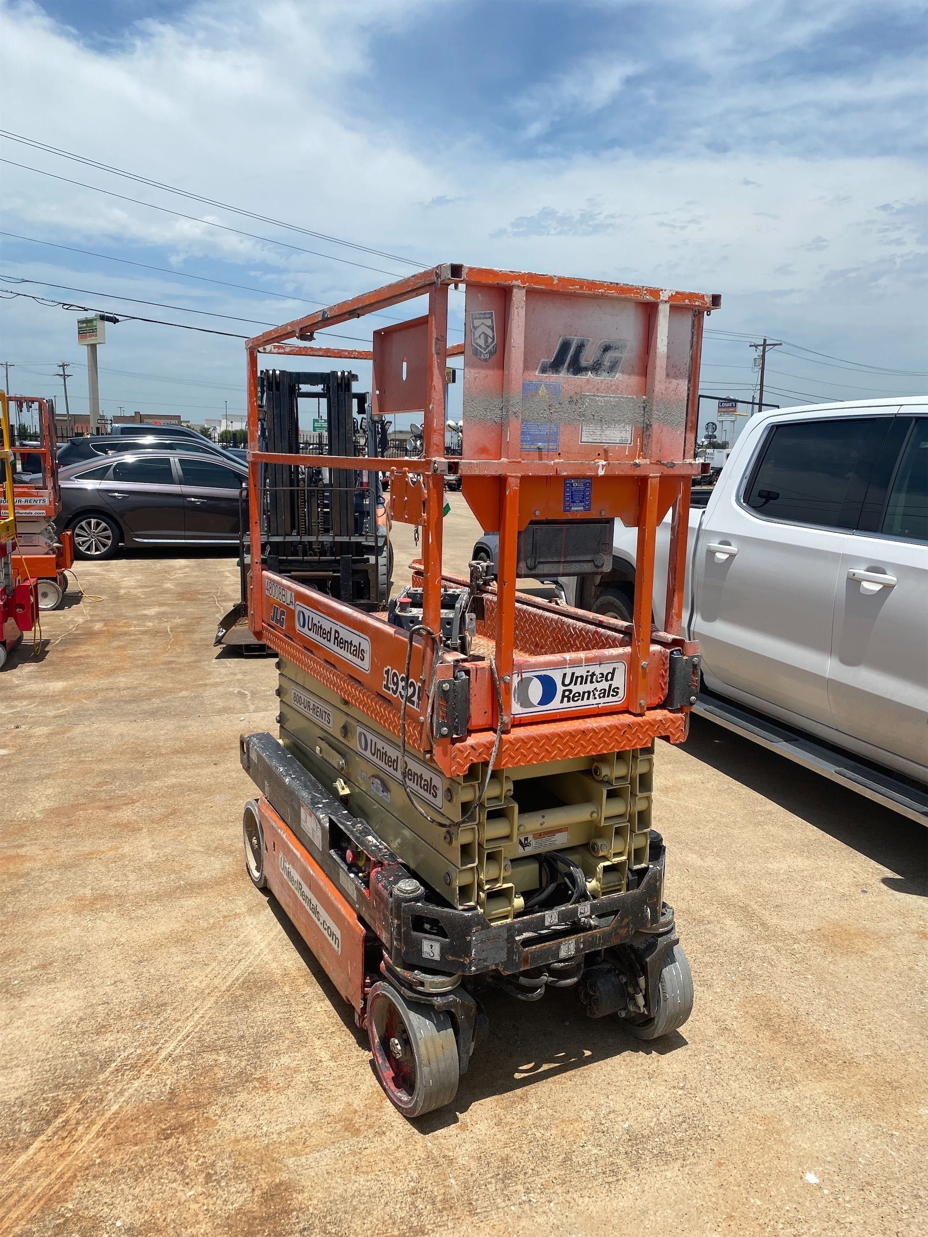 2017 JLG 1932R Scissor Lift in Plano, TX
