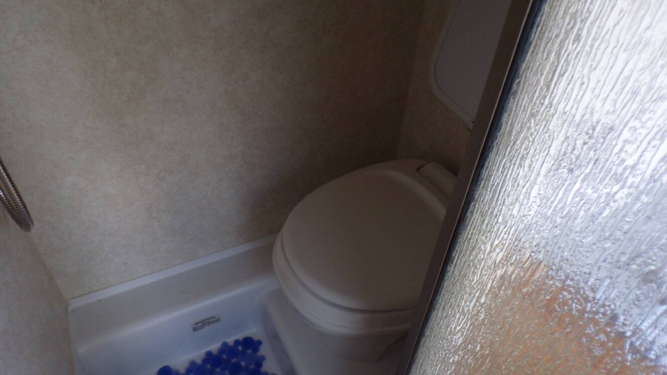A photo of this 2015 Nucamp T@B 320