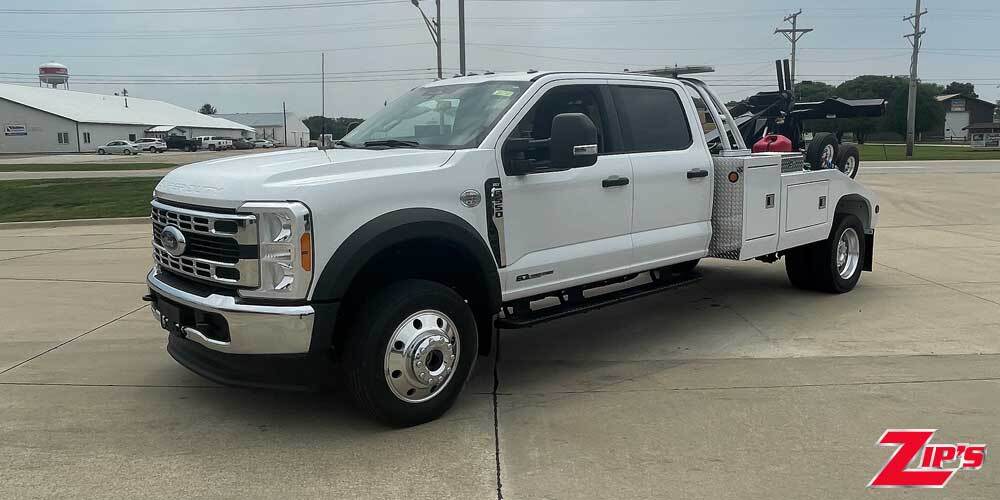 2023 FORD F550 in New Hampton, IA