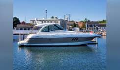 2009 Cruisers Yachts 420 Sports Coupe Cruiser Boat boat
